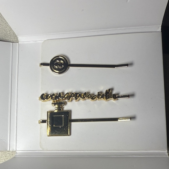 CHANEL Gold Hairpin Trio - Picture 1 of 5